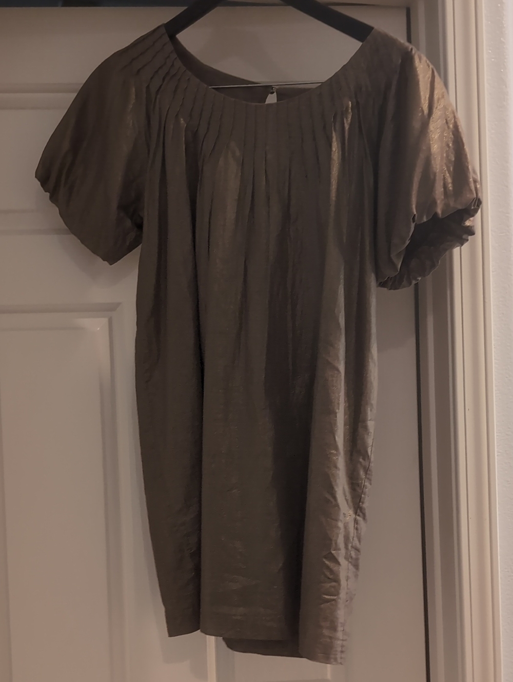 Women's Gold Puff-Sleeve Shift Dress